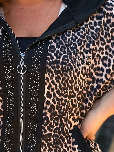 Стильний спортивний костюм з джоггерами і зіп-кофтою Animal Print, батал (арт. 2322-450) 2322-450 фото